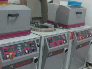 vulcanizadora, crisol y centrifugadora