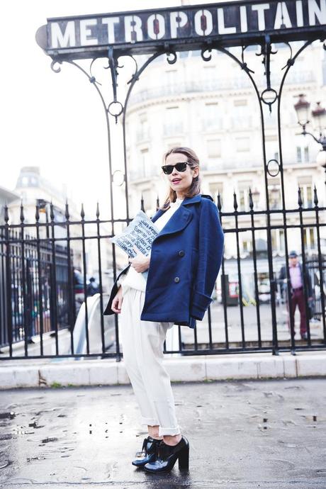 Blue_Coat-White_Outfit-Mango-PFW-Paris_Fashion_Week-Street_Style-Purificacion_Garcia-24