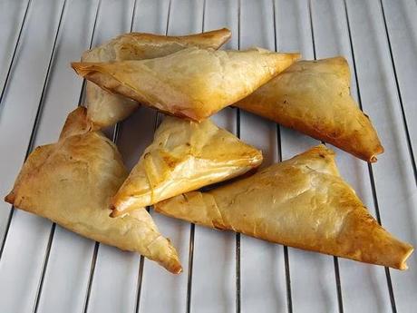 Samosas de queso de cabra