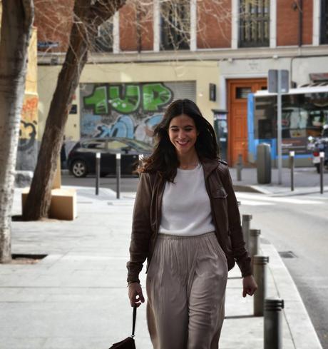 Look de colores claros para invierno Look de colores claros para invierno