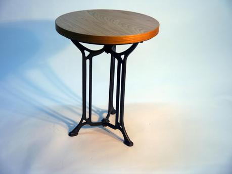 Mesas metálicas y sillas thonet de estilo clásico para  hostelería cafeterias y restaurantes