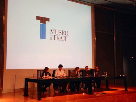 Isabel, vestuario de la serie de televisión