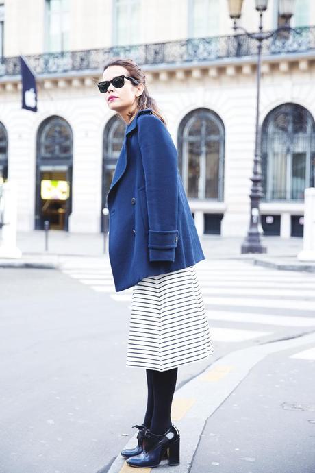 OPERA-STRIPED_SKIRT-ZARA-BLUE_COAT-PFW-STREET_STYLE-COLLAGEVINTAGE-12