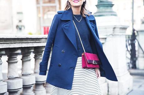 OPERA-STRIPED_SKIRT-ZARA-BLUE_COAT-PFW-STREET_STYLE-COLLAGEVINTAGE-15