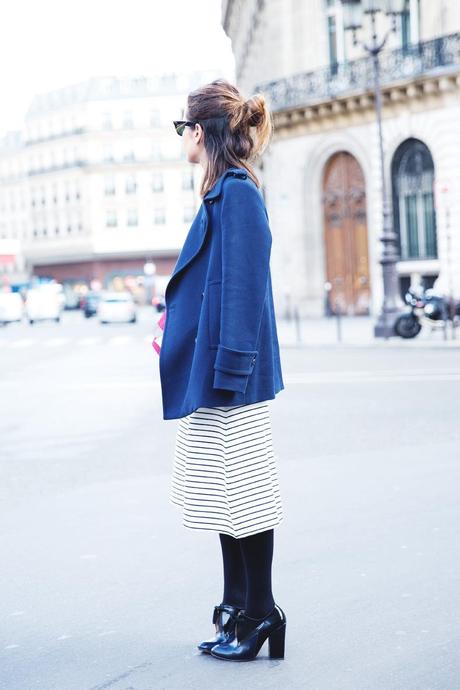 OPERA-STRIPED_SKIRT-ZARA-BLUE_COAT-PFW-STREET_STYLE-COLLAGEVINTAGE-25