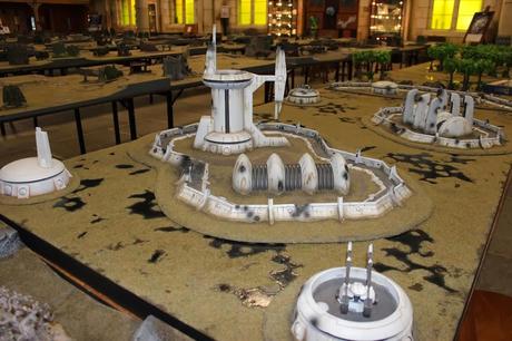 Las escenografía Tau de Mr Q