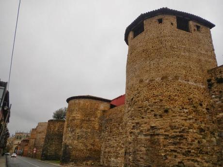 Muralla romana de León