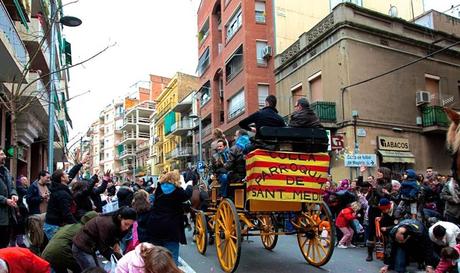 MIÉRCOLES DE CENIZA,Y EL ENTIERRO DE LA SARDINA... YA SE ACABAN LOS CARNAVALES...BARCELONA, 5-03-2014...!!!