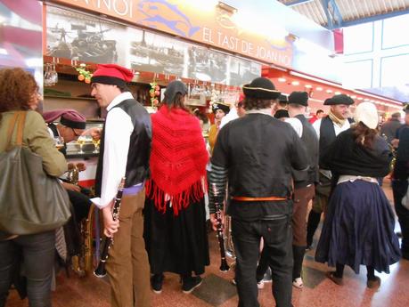 MIÉRCOLES DE CENIZA,Y EL ENTIERRO DE LA SARDINA... YA SE ACABAN LOS CARNAVALES...BARCELONA, 5-03-2014...!!!