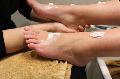 Escape de Madrid nos trae desde New York una pedicura de ensueño con leche de coco y extracto de aceites esenciales para dejarte mimar en tan buenas manos de lujo