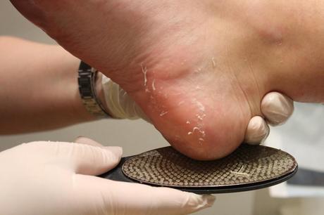 Escape de Madrid nos trae desde New York una pedicura de ensueño con leche de coco y extracto de aceites esenciales para dejarte mimar en tan buenas manos de lujo