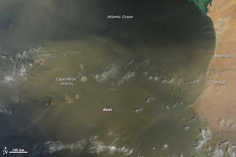 Las Islas de Cabo Verde bajo el polvo