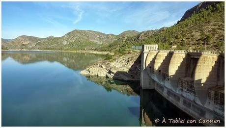 Chulilla: De senderismo por los Calderones y a comer en el Restaurante El Pozo