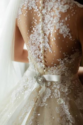 IDEAS PARA UN VESTIDO DE NOVIA DIFERENTE