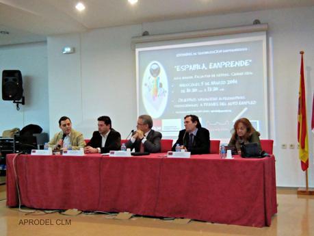 Unas jornadas de la UCLM y Aprodel promueven el emprendimiento entre los jóvenes estudiantes