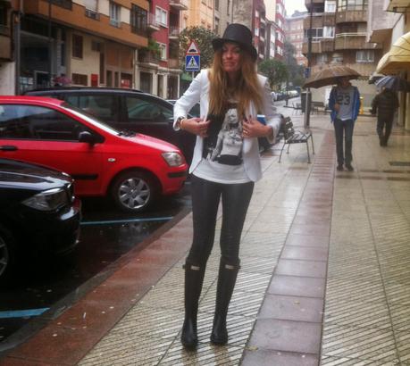 Insta Hunter...Slash ..