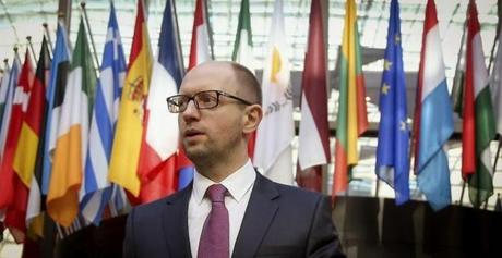 la-proxima-guerra-primer-ministro-de-ucrania-yatseniuk-advierte-a-rusia-preparados-para-responder-militarmente