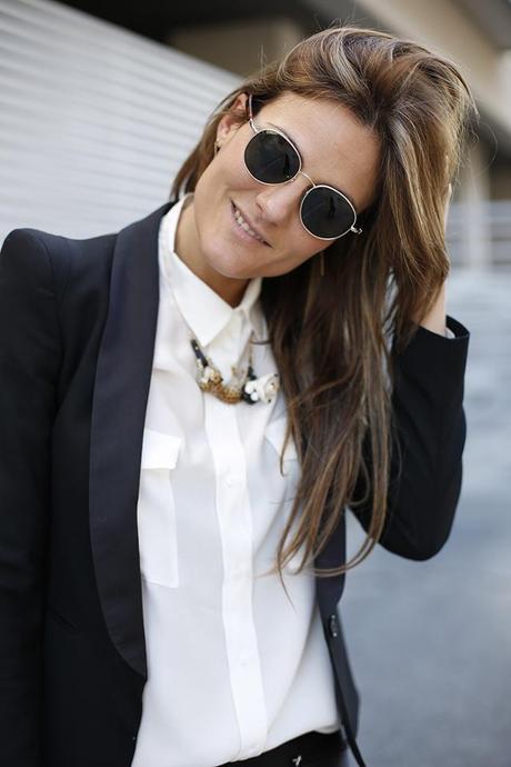 YESTERDAY... CROC LEGGING OUTFITS, maje, legging croc, massimo dutti, 4 contra 1 eyewear, andres gallardo, valentino, rockstud, motif tous, cristina blanco, guiadeestilo, blog,