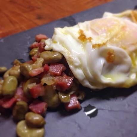 Habas con jamón.