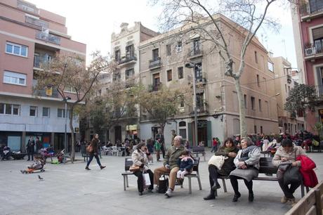 Plaça diamant 1 1024x683 Tropezar en Barcelona, por Jordi Corominas i Julián