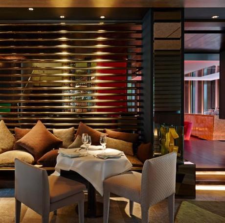 8 Alfons Tost-The Hall