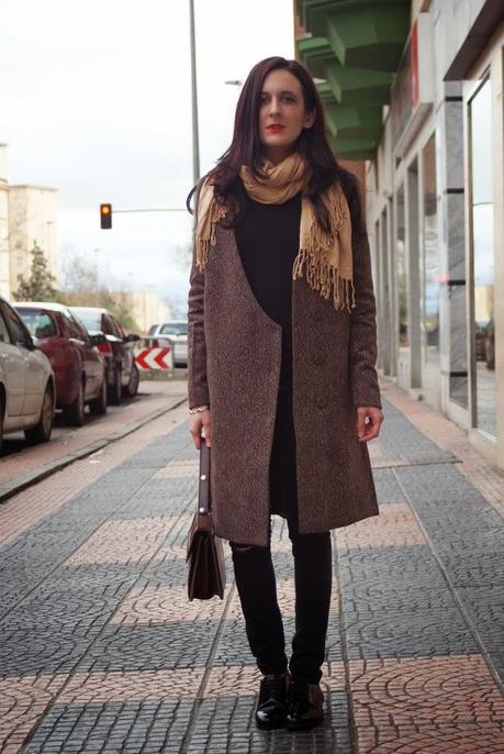 FrontRowShop CoatCoat: FrontRowShop, Shirt: Zara, Jeans: ...