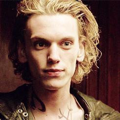 { Personajes violables #6 Jace Wayland. }