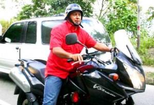Diosdado Cabello en moto - Revista Semana