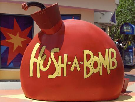 los revientabodas: una verdadera bomba