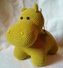 ¿IR DESCALZO DEFORMA EL PIE DEL BEBÉ?