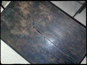 Mesita Neorrenacentista