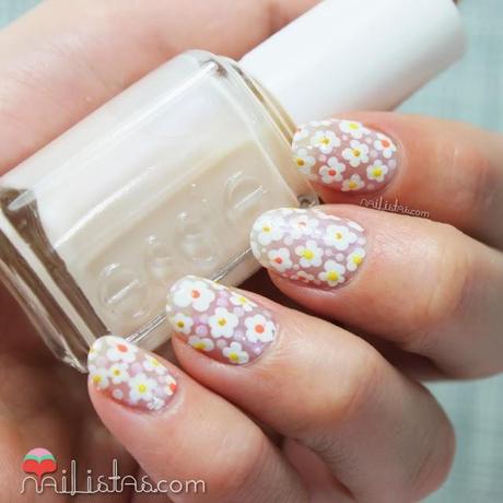 Uñas decoradas con margaritas | Nail art de flores