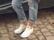 Street style inspiration; ways wear converse sneakers.-