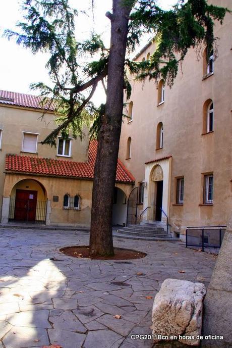 DOS JARDINES CON NOMBRE DE MUJER Y UN CONVENTO REBELDE (I)