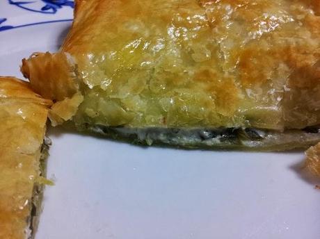 Samosa de espinacas con bechamel de coco al horno