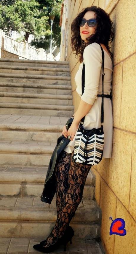 CueroEncajeYMetal-LeatherLaceAndMetal-CuirDentelleEtMétal