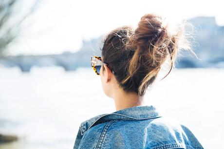 floral_skirt-topshop-orange-denim_jacket-street_style-pfw-outfit-karen_walker-celine-trio_bag-29