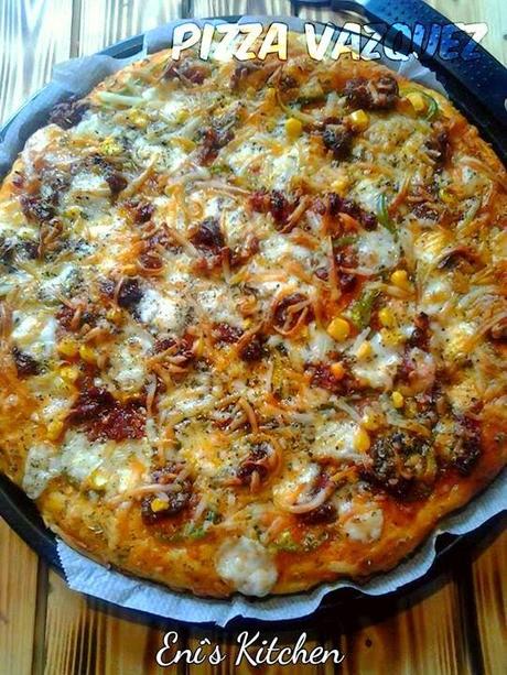 ¡Pizza Vazquez- Pizza con chorizo Vazquez!