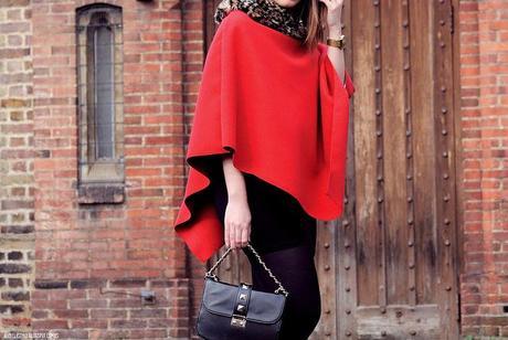 Look of the day: red cape & leo touch lovelystyle (5)