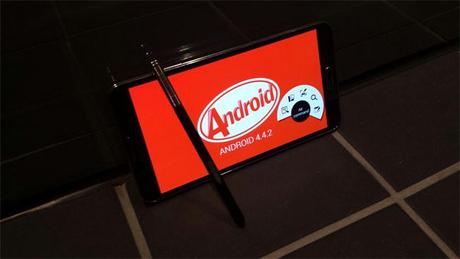 Samsung Galaxy Note 3 KitKat Samsung Galaxy Note 3 recibe Android 4.4.2 KitKat en España