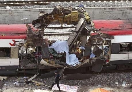 11M : BANDERA FALSA-SERVICIOS SECRETOS