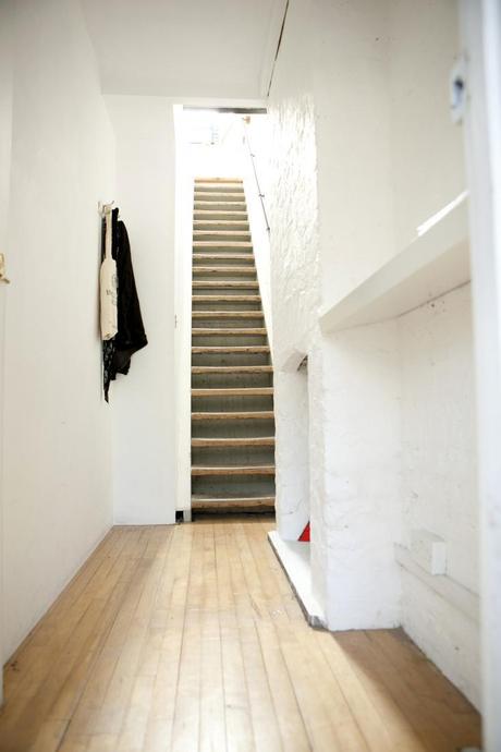 UN APARTAMENTO LONDINENSE CON UNA DISTRIBUCIÓN SORPRENDENTE