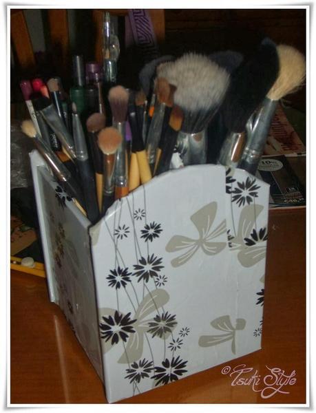 #DIY# ~Tocador y Cómo Organizo mi Maquillaje~ 2º Parte