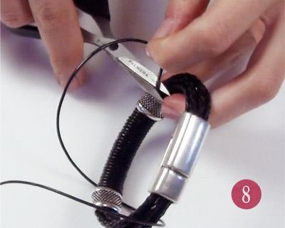 Paso 8 - Cortamos el extremo a ras de la cuenta