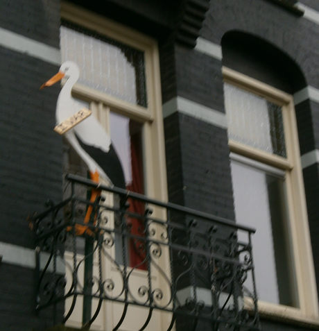 La obsesión holandesa por la decoración festiva y sus feestwinkels, tiendas específicas para este propósito