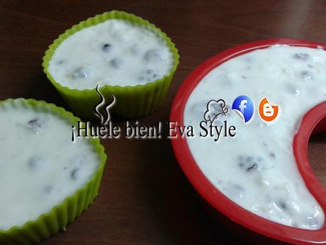 Corazones de queso con frutos rojos