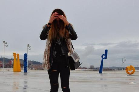 Niemeyer... Con Combi Chaleco Pelo & Máxi Perfecto