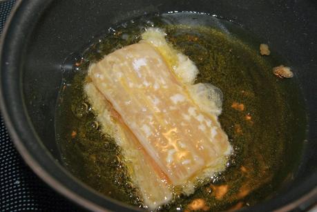 Pencas Rellenas de Salmon Ahumado con Salsa de Queso Idiazabal