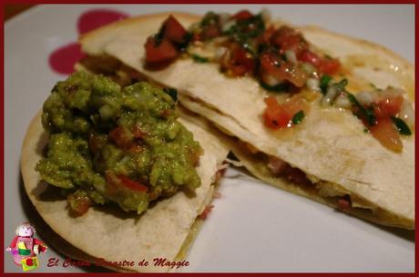 QUESADILLA SINCRONIZADA DE POLLO Y BEICON