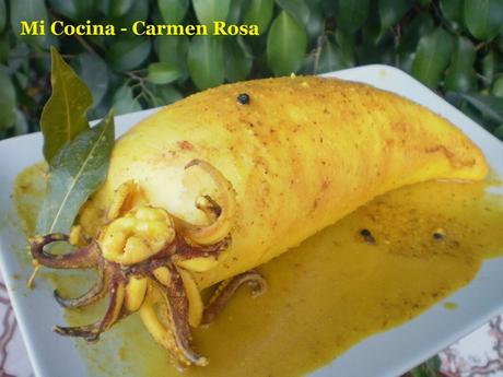 CALAMAR RELLENO A LA MARENGA (RELLENO DE PESCADO Y MARISCO CON SALSA DE ALMENDRAS)
